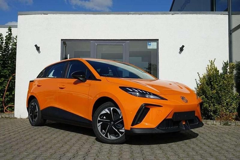 Fizzy orange Neu 2025 MG MG4 EV Kleinwagen | 21.950 € - Bild 1/4