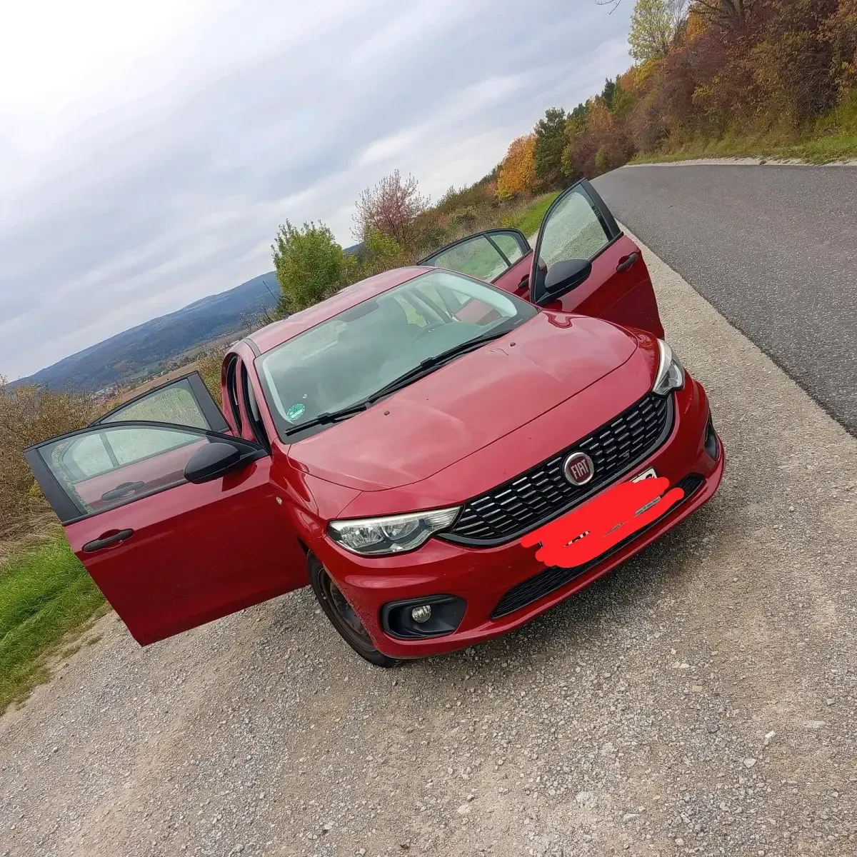 Gebraucht Fiat Tipo 95 PS (69 kW) 2016 Rot Kleinwagen