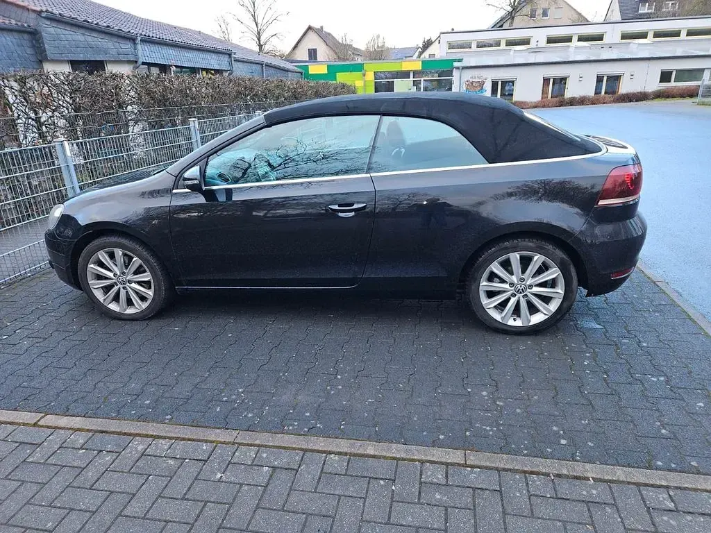 Gebraucht VW Golf Cabriolet Exclusive 160 PS (117 kW) 2012 Schwarz Cabrio