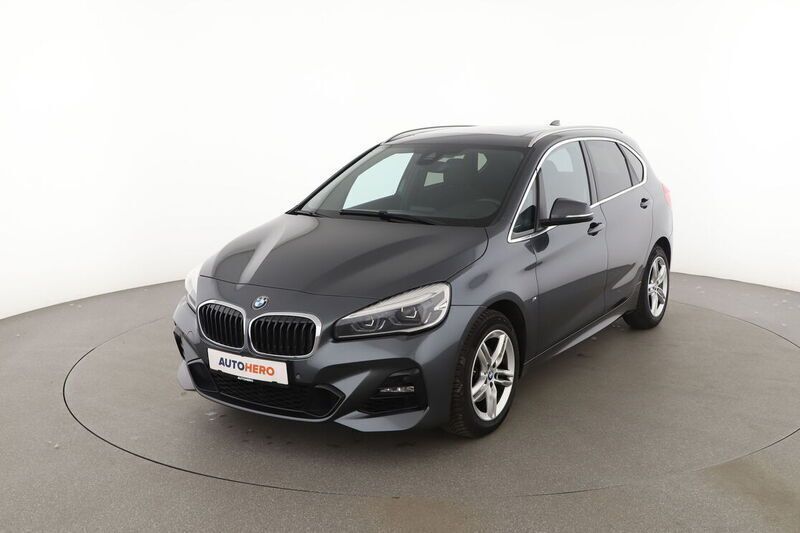 Schwarz Gebraucht 2018 BMW 218 Active Tourer M Sport Van / Kleinbus | 18.590 € (Etwas zu teuer) - Bild 1/4