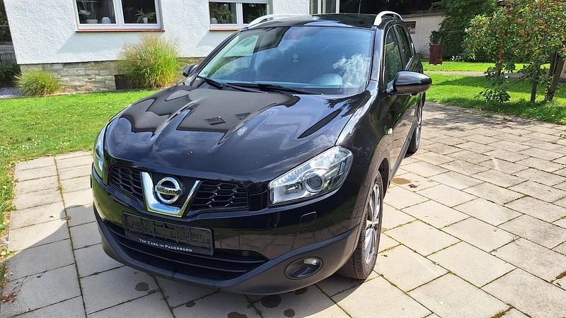 Schwarz Gebraucht 2012 Nissan Qashqai SUV | 10.500 € - Bild 1/4