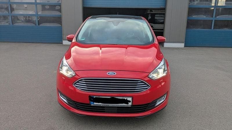 Gebraucht Ford C-MAX Titanium 150 PS (110 kW) 2017 Rot Van / Kleinbus
