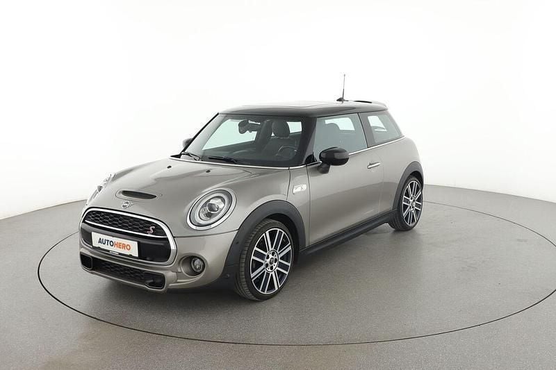 Grau Gebraucht 2020 Mini Cooper S Kleinwagen | 22.380 € (Guter Preis) - Bild 1/3