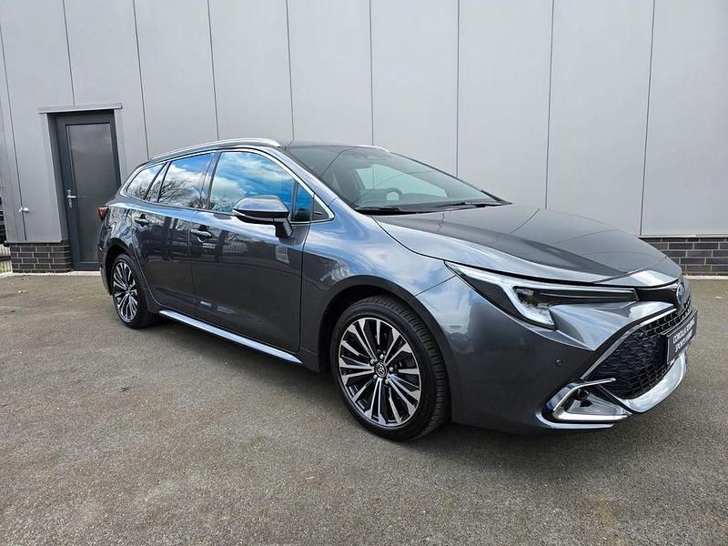 Gebraucht Toyota Corolla 196 PS (144 kW) 2025 Magnetic grey Kombi
