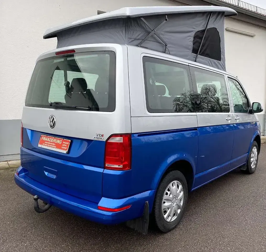 Gebraucht VW California California 150 PS (110 kW) 2019 Silber blau bicolor folierung Van