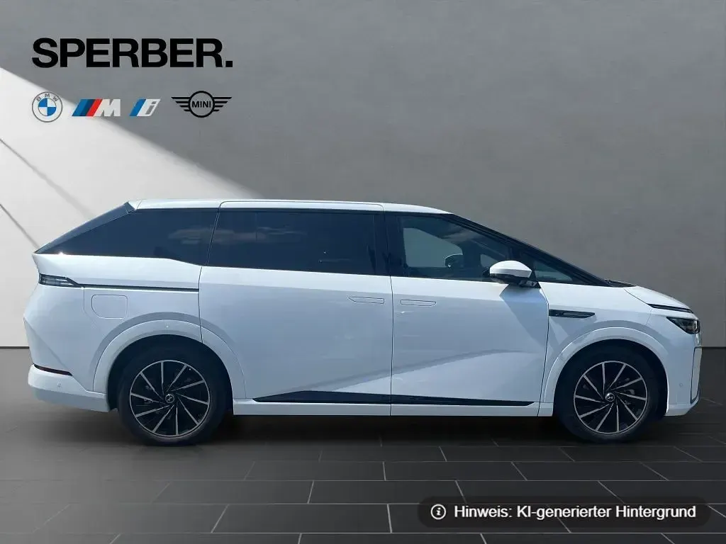 Gebraucht XPENG X9 AWD Performance 369 kW (503 PS) 2026 Weiß Van / Kleinbus