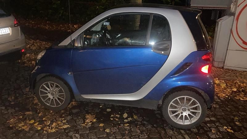 Blau Gebraucht 2008 Smart ForTwo Coupé Kleinwagen | 2.000 € (Guter Preis) - Bild 1/1
