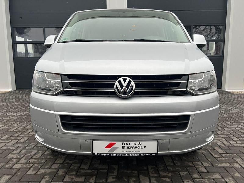 Gebraucht VW T5 Comfortline 140 PS (102 kW) 2014 Reflexsilber Van