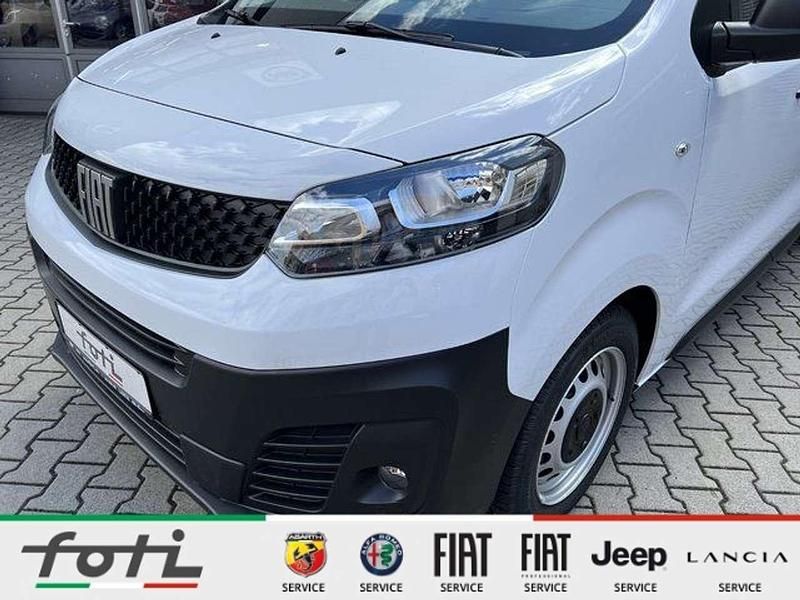 Gebraucht Fiat Scudo 145 PS (106 kW) 2024 Weiß Van