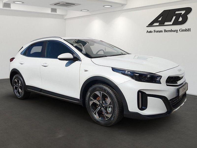 Gebraucht Kia XCeed Vision 140 PS (102 kW) 2024 Deluxeweiss met. SUV