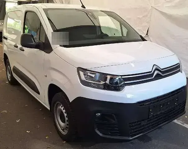 Gebraucht Citroën Berlingo 102 PS (75 kW) 2022 Weiss banquise Van / Kleinbus