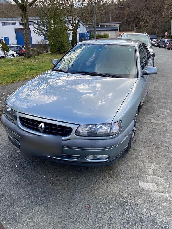 Gebraucht Renault Safrane 180 PS (132 kW) 1997 Grau Kleinwagen