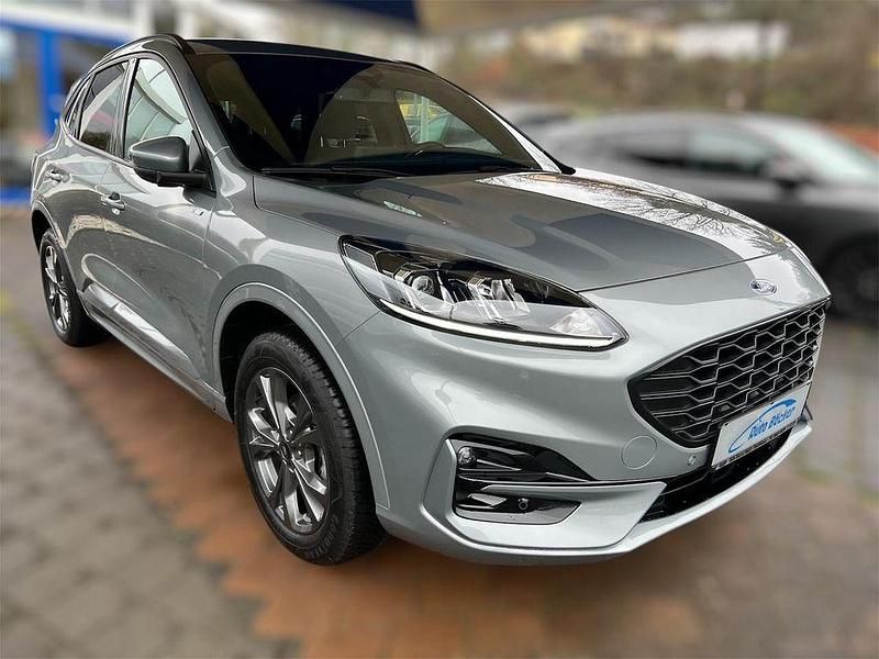 Grau Gebraucht 2022 Ford Kuga ST-Line SUV | 25.990 € (Fairer Preis) - Bild 1/4