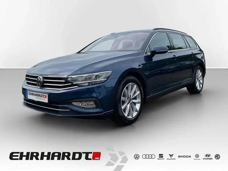 Blau Gebraucht 2022 VW Passat Business Kombi | 24.590 € (Guter Preis) - Bild 1/3