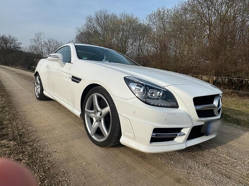 Gebraucht Mercedes SLK200 184 PS (135 kW) 2014 Weiß Cabrio
