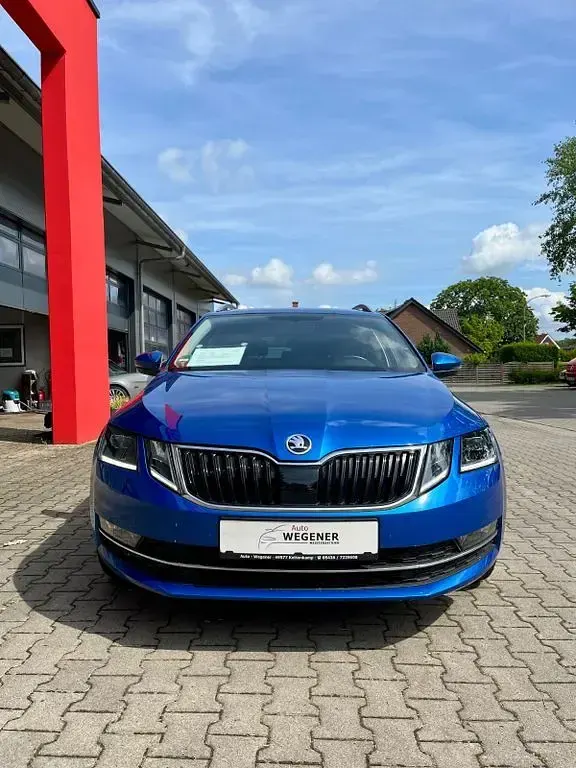 Gebraucht Skoda Octavia Style 190 PS (139 kW) 2019 Blau Kombi
