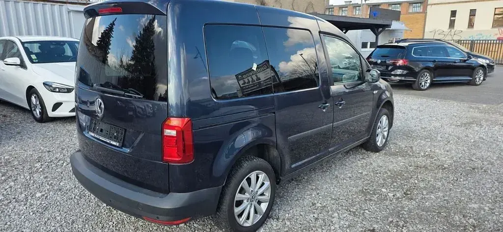 Gebraucht VW Caddy Trendline 131 PS (96 kW) 2020 Blau Van / Kleinbus