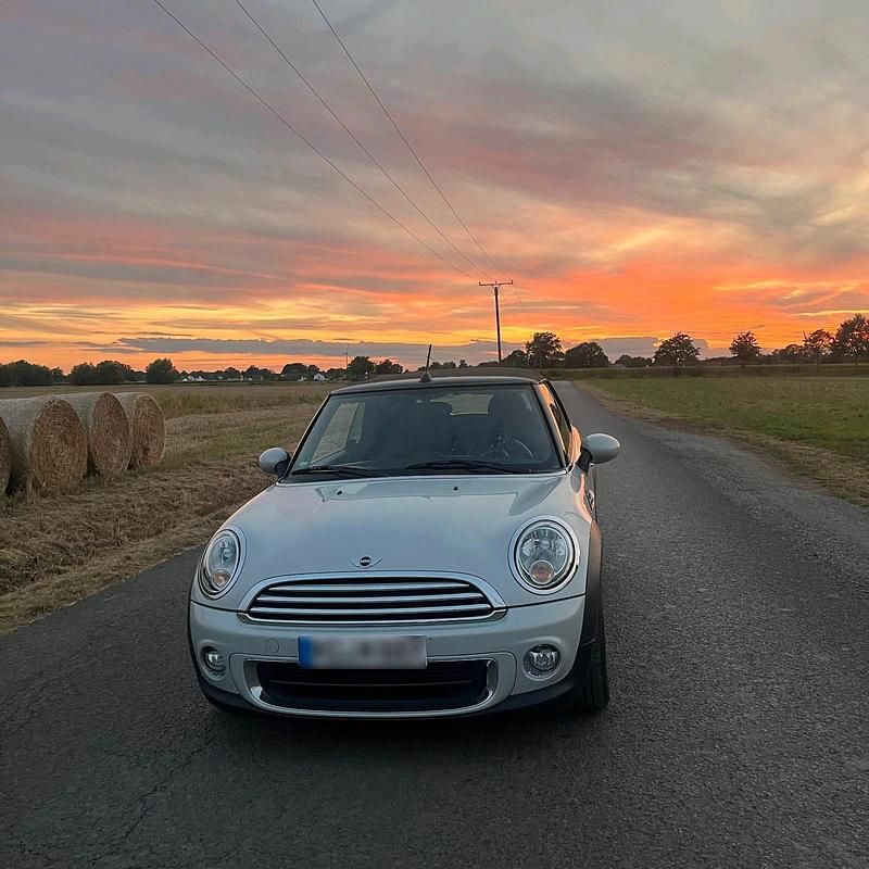 Gebraucht Mini Cooper Cabriolet 98 PS (72 kW) 2012 Silber Cabrio