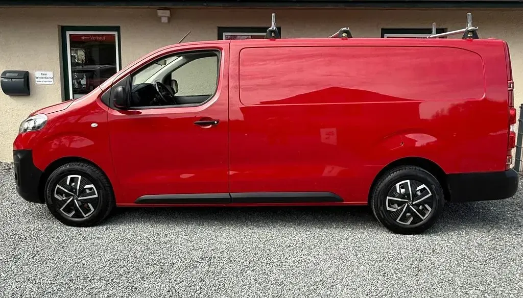 Gebraucht Opel Vivaro-e Combi Elegance 177 PS (130 kW) 2021 Rot Van / Kleinbus