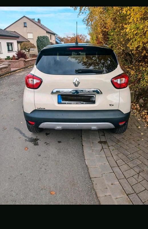 Second-hand Renault Captur 80 CP (58 kW) 2015 Bej SUV