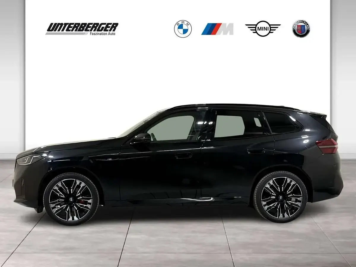 Gebraucht BMW X3 M Sport 303 PS (222 kW) 2025 Black sapphire SUV