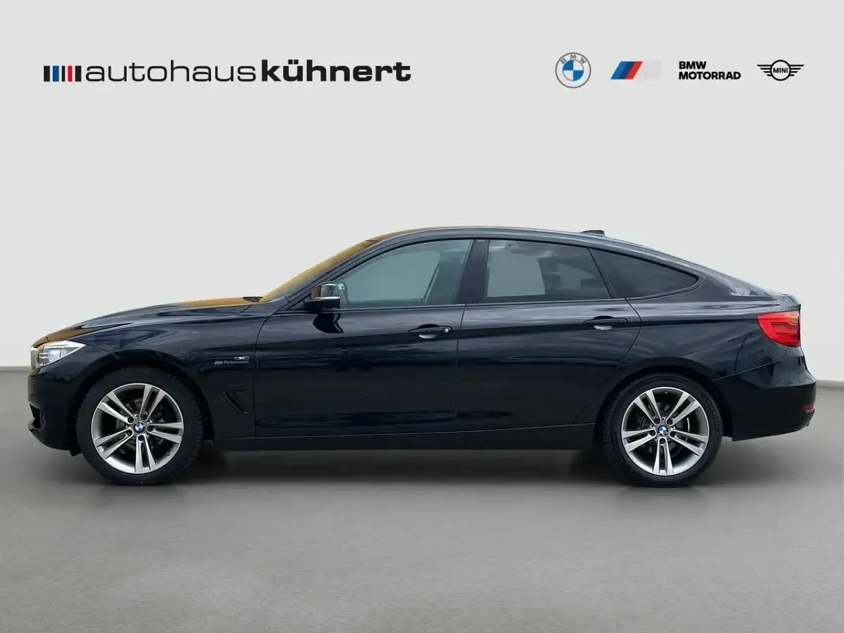 Gebraucht BMW 320 Sport Line 184 PS (135 kW) 2015 Schwarz Limousine