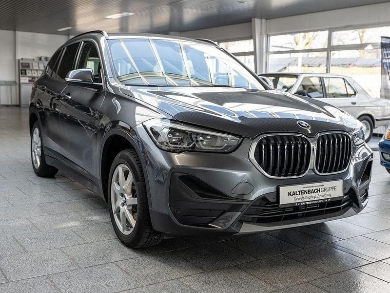 Gebraucht BMW X1 Advantage 190 PS (139 kW) 2020 Grau SUV