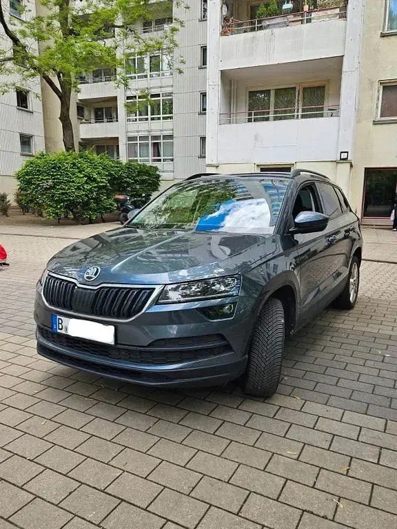 Gebraucht Skoda Karoq Style 116 PS (85 kW) 2019 Grau SUV