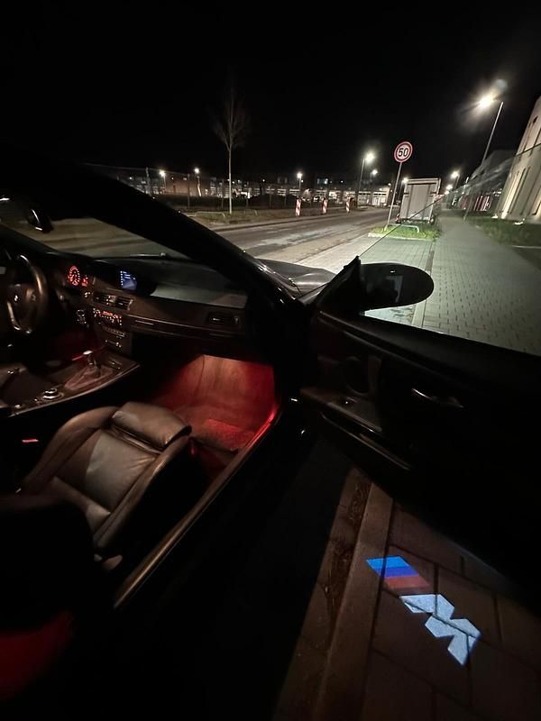 Gebraucht BMW 320 Cabriolet M Performance 170 PS (125 kW) 2008 Schwarz Cabrio