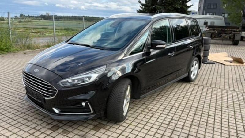 Schwarz Gebraucht 2022 Ford Galaxy S Van / Kleinbus | 18.930 € (Guter Preis) - Bild 1/4