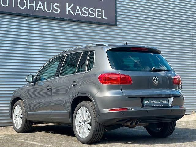 Gebraucht VW Tiguan Cup 140 PS (102 kW) 2014 Grau SUV