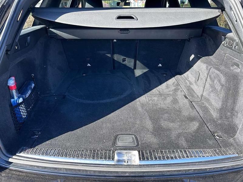 Gebraucht Mercedes E220 All-Terrain Avantgarde 194 PS (142 kW) 2020 Schwarz Kombi