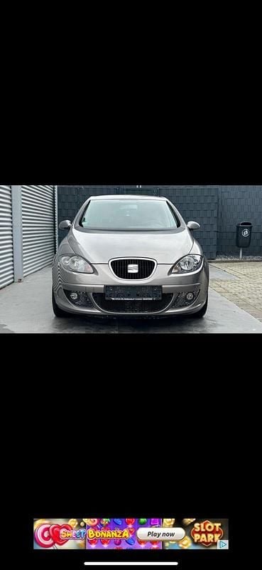 Silber Gebraucht 2005 Seat Altea Kombi | 1.550 € (Guter Preis) - Bild 1/4