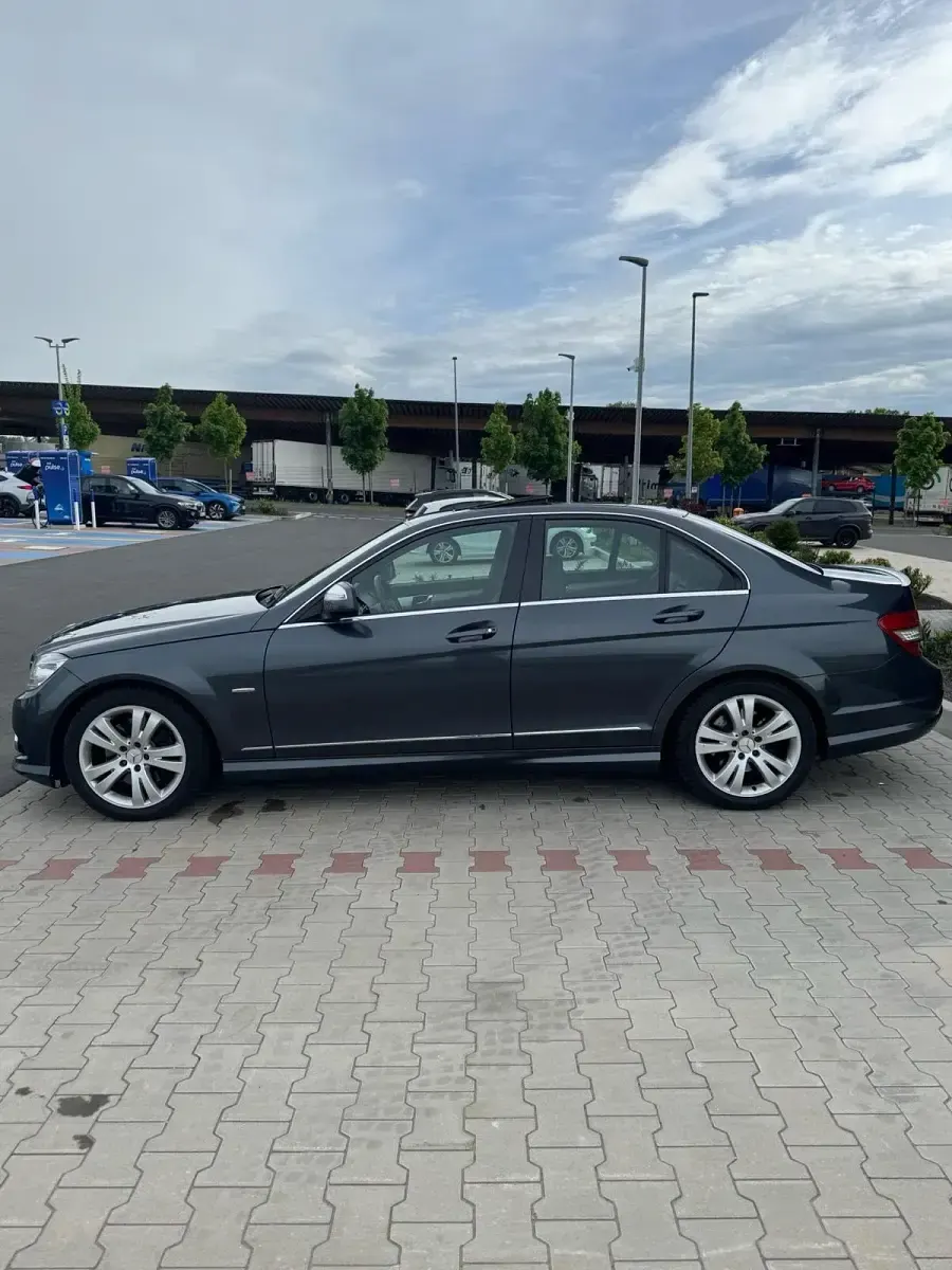 Gebraucht Mercedes C350 AMG 272 PS (200 kW) 2007 Andere farben Limousine