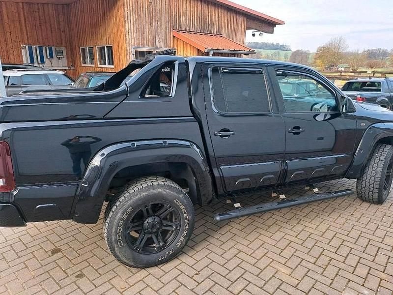 Second-hand VW Amarok 224 CP (164 kW) 2017 Negru Pickup