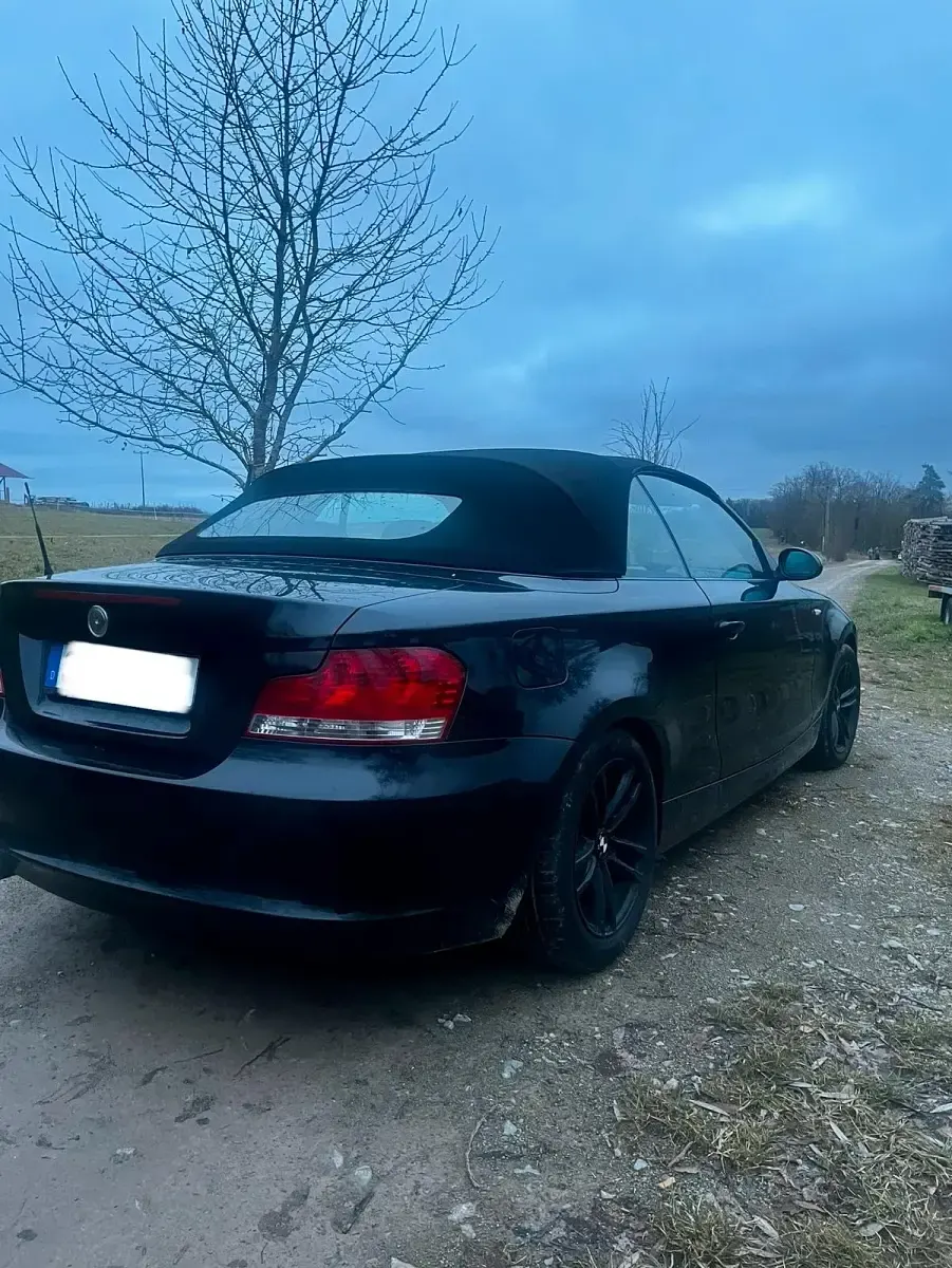 Gebraucht BMW 120 Cabriolet 170 PS (125 kW) 2008 Schwarz Cabrio