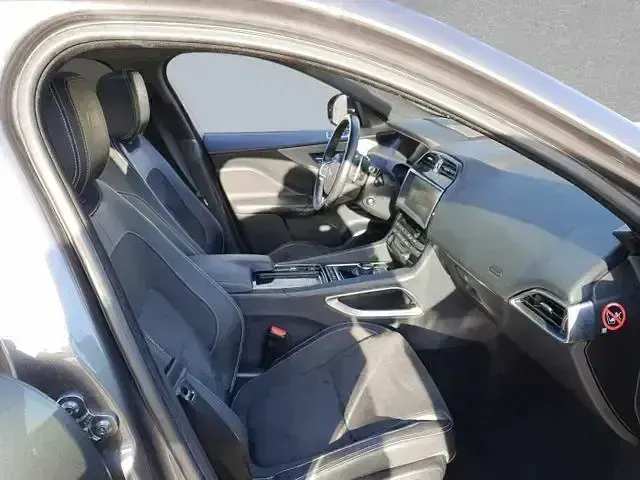 Gebraucht Jaguar F-Pace S 301 PS (221 kW) 2018 Grau (corris grey) SUV