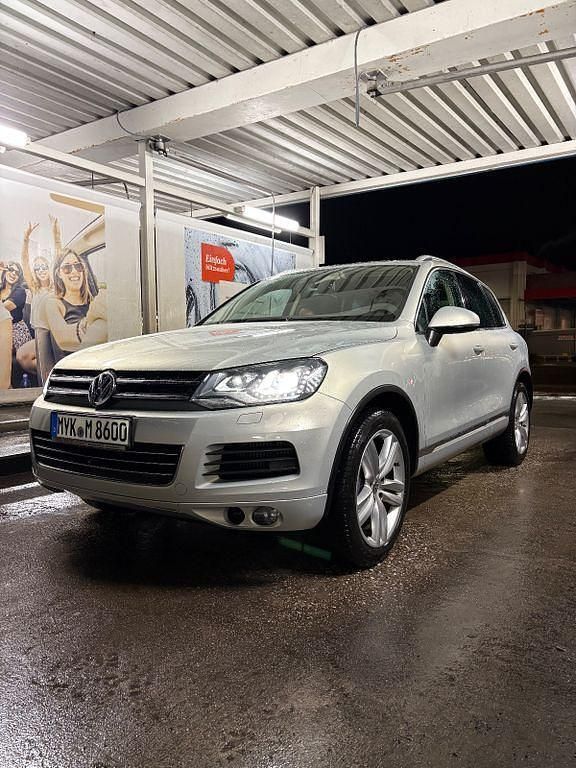 Gebraucht VW Touareg 245 PS (180 kW) 2014 Silber SUV