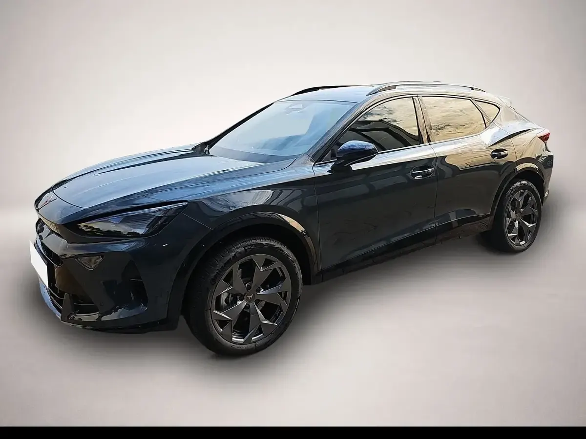 Neu Cupra Formentor 150 PS (110 kW) 2026 Blau SUV