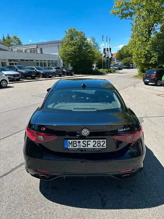 Gebraucht Alfa Romeo Giulia Veloce 280 PS (205 kW) 2017 Schwarz Limousine