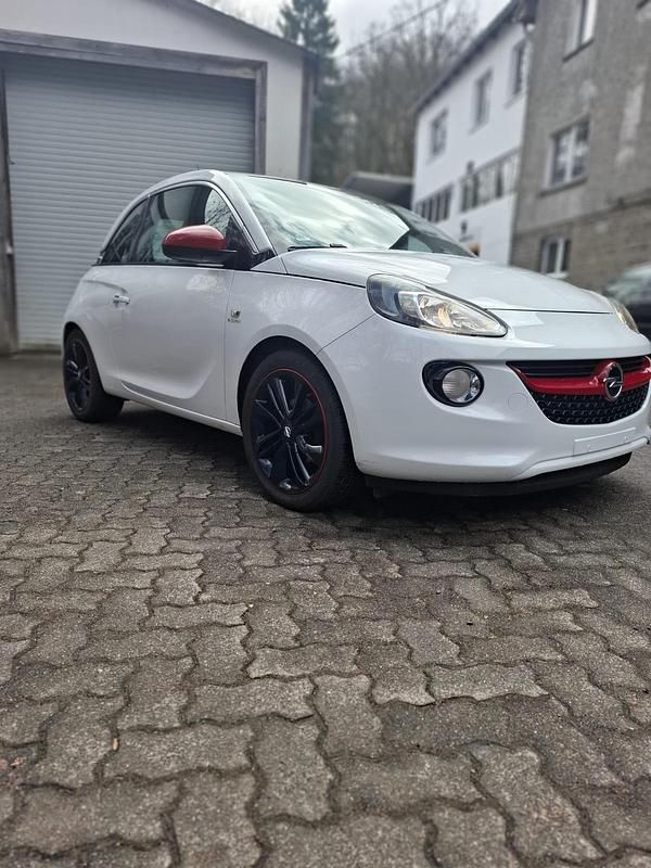 Gebraucht Opel Adam 69 PS (50 kW) 2013 Weiß Kleinwagen