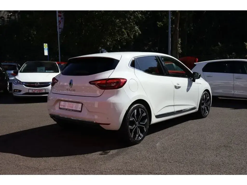Gebraucht Renault Clio Techno 91 PS (66 kW) 2022 Gletscherweiß Kleinwagen