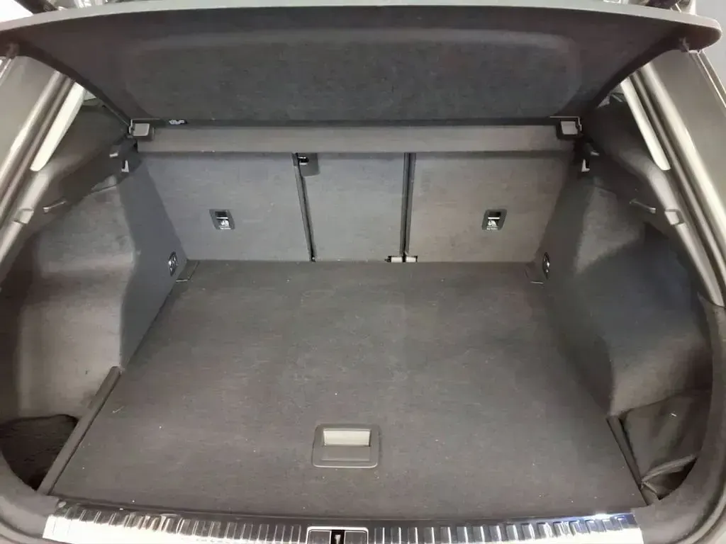 Gebraucht Audi Q3 Sport 150 PS (110 kW) 2026 Grau SUV