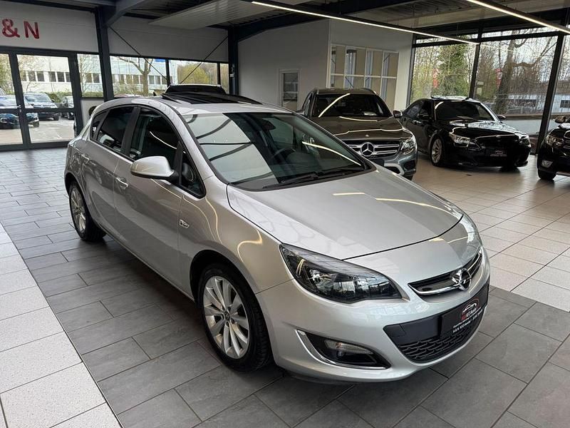 Gebraucht Opel Astra Active 180 PS (132 kW) 2013 Silber Limousine