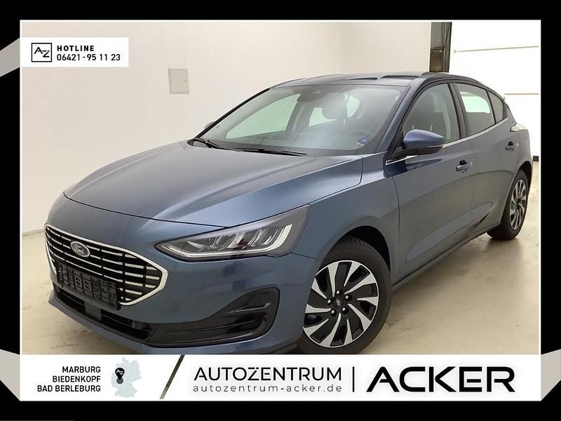 Chrome blue Gebraucht 2024 Ford Focus Titanium Limousine | 21.590 € (Superpreis) - Bild 1/1