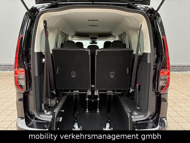 Neu VW Caddy Maxi Style 122 PS (89 kW) 2025 Schwarz Van / Kleinbus