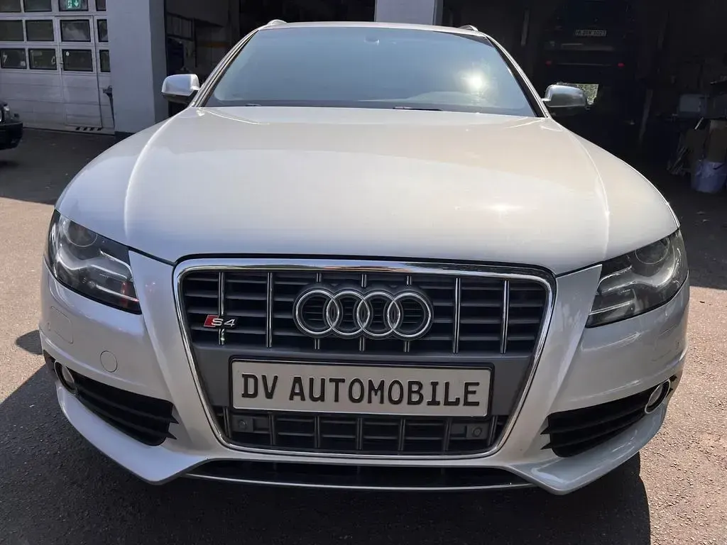 Gebraucht Audi S4 Sport 333 PS (244 kW) 2010 Eissilber metallic Kombi