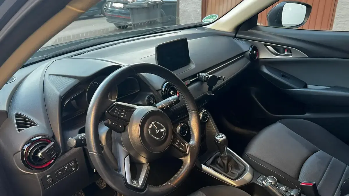 Gebraucht Mazda CX-3 119 PS (87 kW) 2018 Schwarz SUV