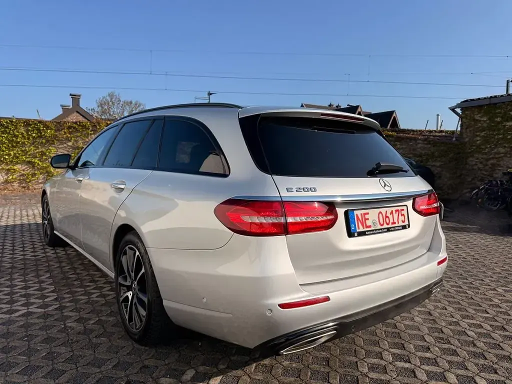 Gebraucht Mercedes E200 184 PS (135 kW) 2019 Silber Kombi