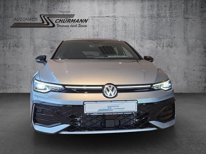 Neu VW Golf VIII R-line 150 PS (110 kW) 2025 Silber Limousine